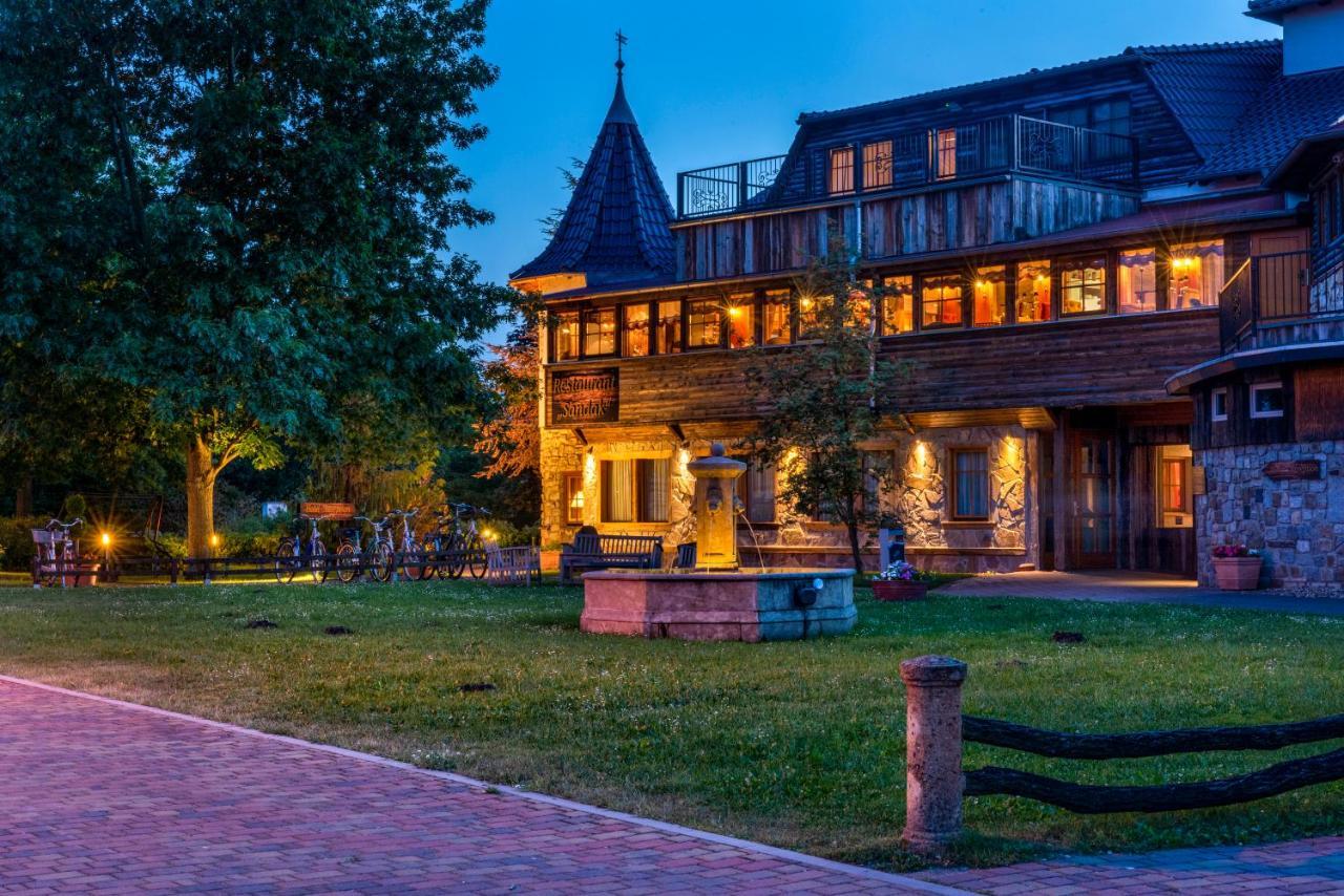 Wellnesshotel Seeschloesschen - Privat- & Naturresort
